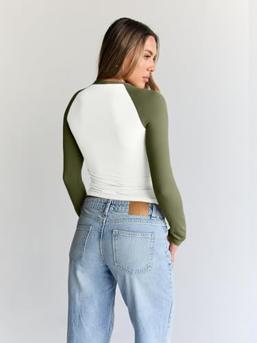 Trendy Queen Women's Long Sleeve Shirts Slim Fit Stretchy Color Block Slightly Cropped Tops