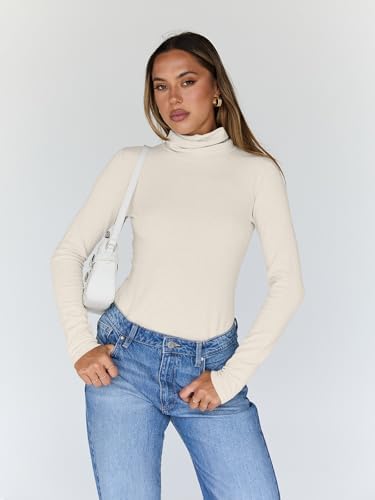 Trendy Queen Women's Turtleneck Long Sleeve Shirts Fall Fashion Basic Thermal Underwear Tops Winter Clothes 2025