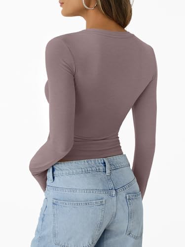 Trendy Queen Womens Long Sleeve T-Shirts Basic Crop Tops 2025 Fall Fashion Outfits Going Out Winter Clothes