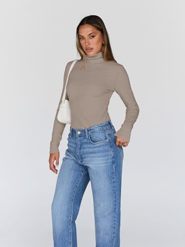 Trendy Queen Women's Turtleneck Long Sleeve Shirts Fall Fashion Basic Thermal Underwear Tops Winter Clothes 2025