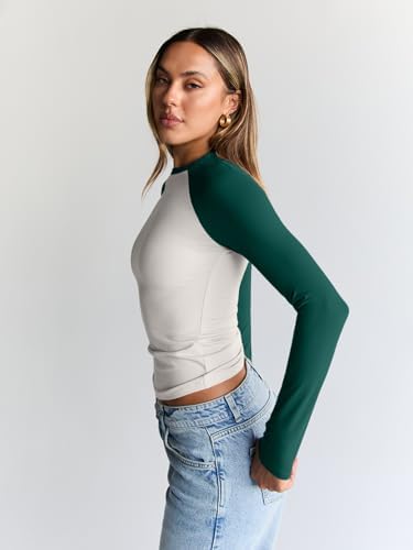 Trendy Queen Women's Long Sleeve Shirts Slim Fit Stretchy Color Block Slightly Cropped Tops