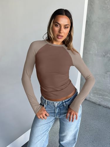 Trendy Queen Women's Long Sleeve Shirts Slim Fit Stretchy Color Block Slightly Cropped Tops