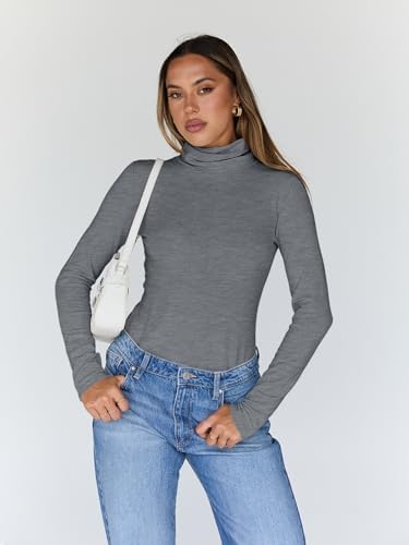 Trendy Queen Women's Turtleneck Long Sleeve Shirts Fall Fashion Basic Thermal Underwear Tops Winter Clothes 2025