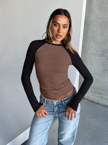 Trendy Queen Women's Long Sleeve Shirts Slim Fit Stretchy Color Block Slightly Cropped Tops