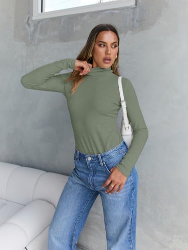 Trendy Queen Women's Turtleneck Long Sleeve Shirts Fall Fashion Basic Thermal Underwear Tops Winter Clothes 2025